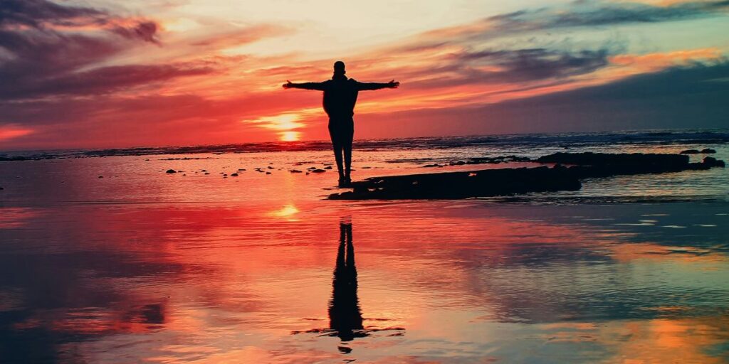 Tony Robbins: Transforming Ambition into Achievement with Business Coaching