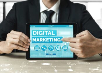 From Startup to Industry Leader: Alex Wolk’s Journey in Digital Marketing