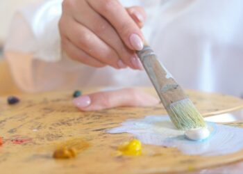 Summer VonHolten Opens Up On Her Art