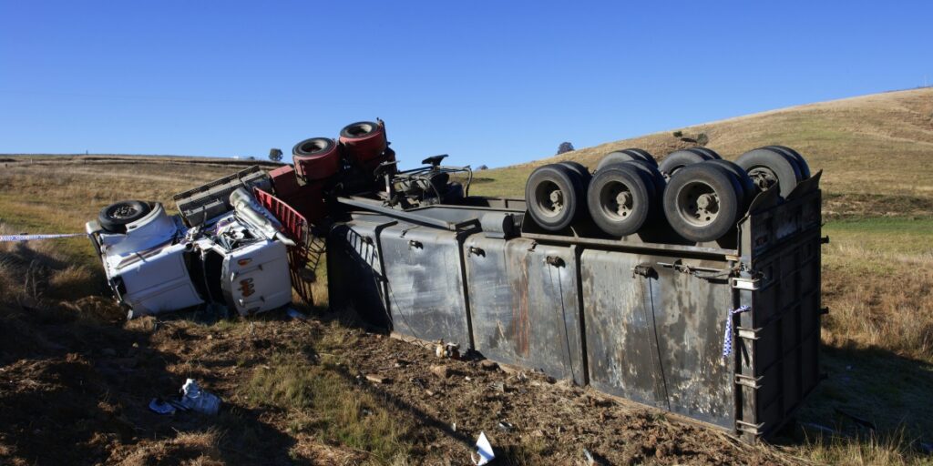 Jackknife and Other Common Types of Truck Accidents and Their Reasons