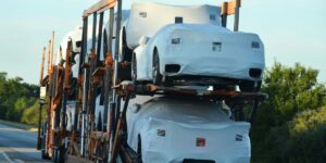 Common Mistakes to Avoid When Using a Car Shipping Calculator