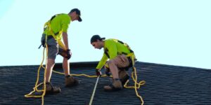 Ice Dams on Roofs: Prevention, Risks, and Solutions