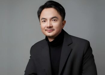 Insights into Renewable Energy Innovation: An Interview with Fang Ruibo