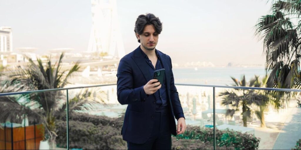 Gabriele Stoppello on DeepSeek vs. ChatGPT: Which AI is Ideal for Self-Publishing on Amazon?