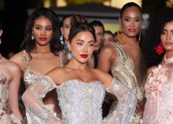 Dana Lekus on the Personal Side of Glamour: Can You Be Friends with Celebrities?