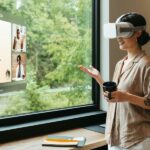 How Virtual Reality is Enhancing Learning and Training Experiences