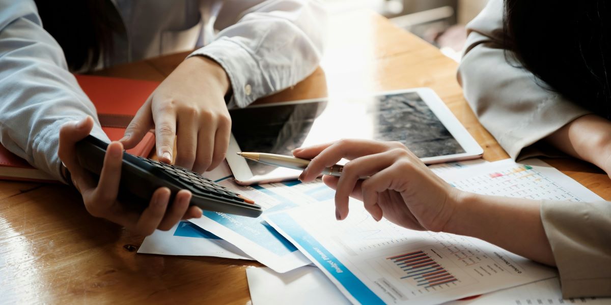 How to Prioritize Savings While Managing Daily Expenses
