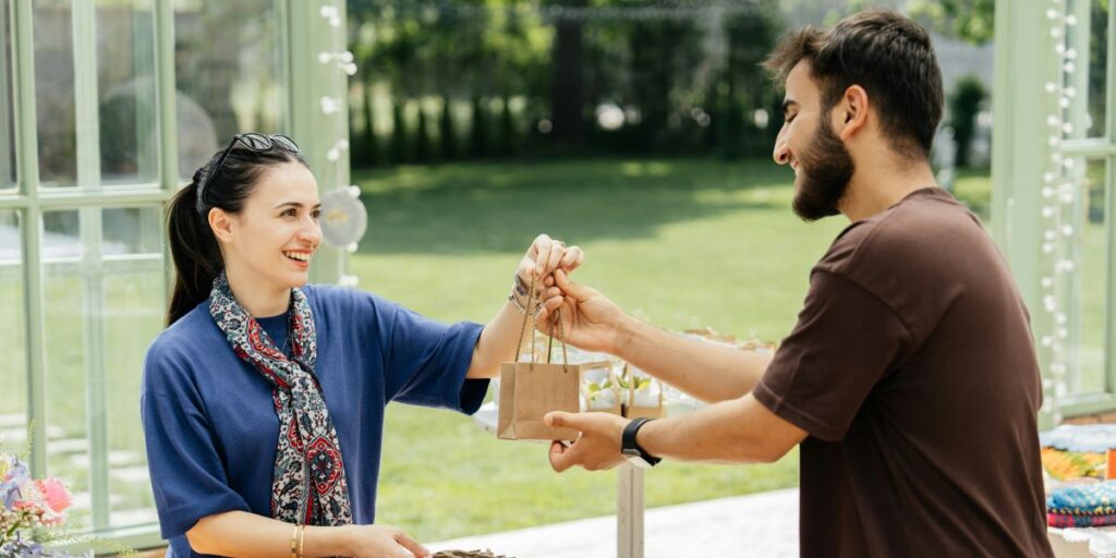 The Psychology Behind Consumer Decision Making: How to Influence Buyer Choices