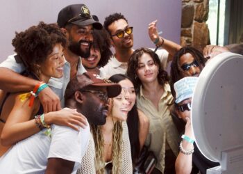 Elevate Your Celebration with Houston Photo Booth Rental Services from Lucky Shots