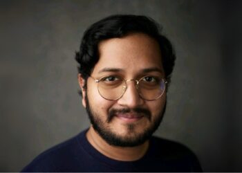 Developer Mohammed Nasir: Creator of AI that Learns from Real-Time Screen Sharing