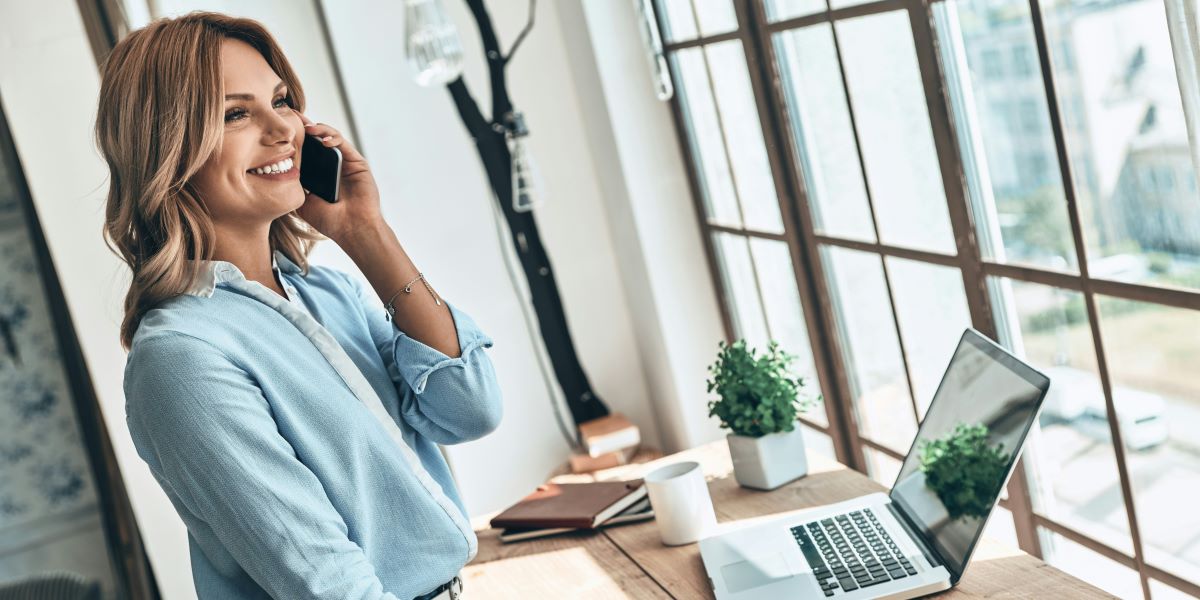 How the Internet Shapes the Way We Communicate Today