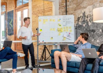 Leading Through Tough Times: 8 Key Traits for Resilient Leadership by Chellie Phillips