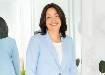 Lisa T. Miller’s C-Suite Sales Blueprint