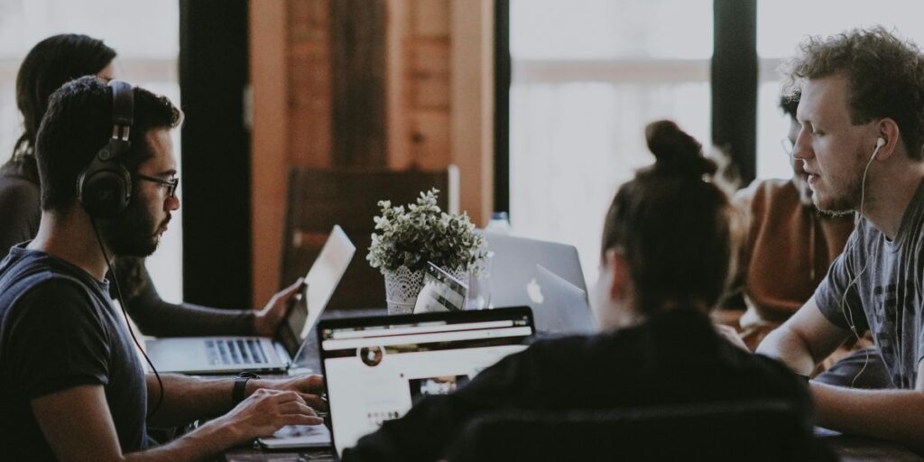 Approaches to Help Simplify Time-Off and Leave Management for Teams Under 20
