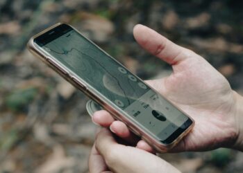 How Family1st GPS Devices Support Senior Care and Community Safety