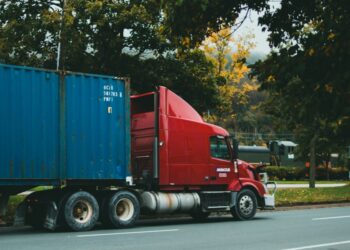 Scott Stoneham Demonstrates The Business Case for Investing in Specialty Work Trucks