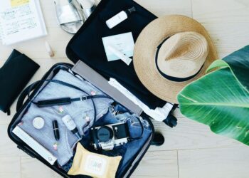 7 Stylish Essentials That Make Packing for Travel a Breeze