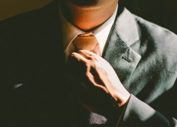 From Startups to Strategy Roshan Weerasinghe’s Business Blueprint