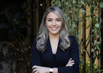 How Dannika Warburton Builds Investor Relations Strategies at Investability