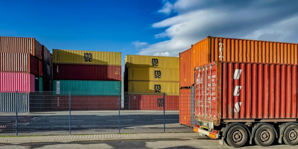 How a Custom Supply Chain Software Can Transform Your Business