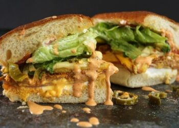 Tortas Manantial Celebrates 25 Years of Authentic Mexican Tradition