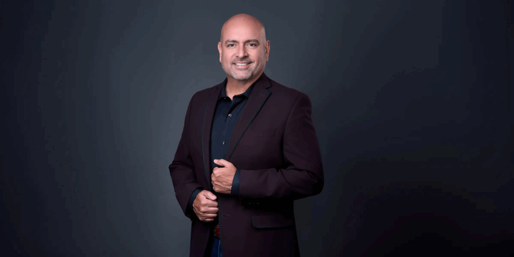 How Antonio Muñiz-Olán Uses LegalShield to Empower Entrepreneurs and Help Protect Their Businesses