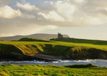 Why Ireland’s Landscapes Inspire Writers and Artists Worldwide