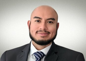 Julio Davila: A Strategic Force in Marketing, Innovation, and Leadership