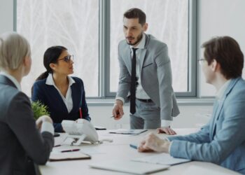 Why Emotional Intelligence Is the Missing Link in Modern Leadership: Insights from V&B Leadership Consulting