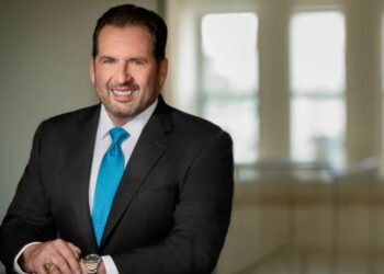 Turning Compliance Into Competitive Advantage The Leadership of Steve Vincze