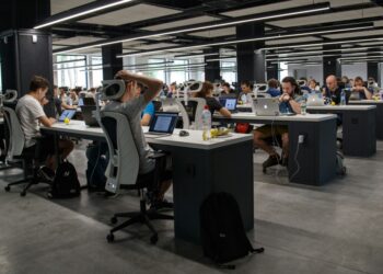 Why Employee Engagement Should Be HR’s North Star: Motivosity’s Approach to Driving Performance