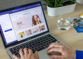 Inside the Story of Youssef Elaini, the 29-Year-Old Founder Behind an E-commerce Empire