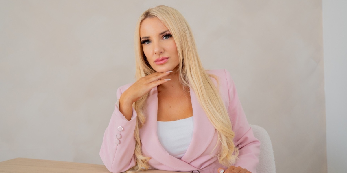 From Homeless to a Household Name Linnsey Dolson, the Woman Behind Linnsey Inc.