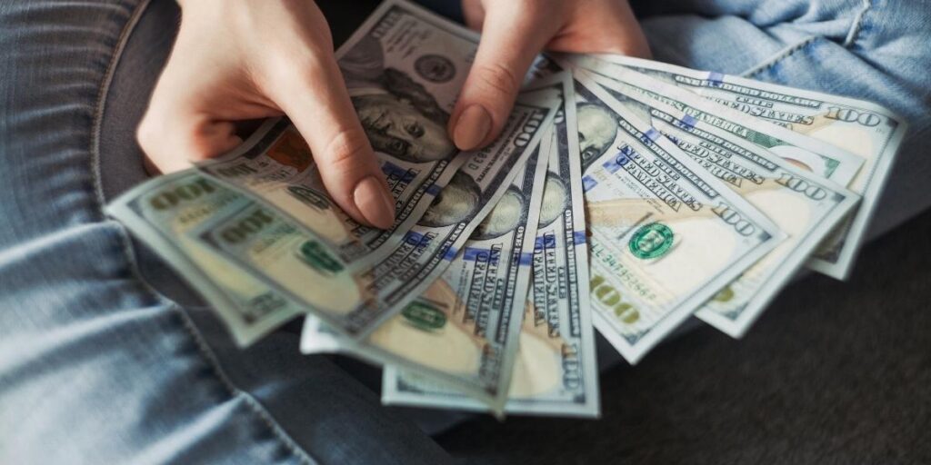 How Robert Kiyosaki Turned Debt into a Powerful Business Lesson