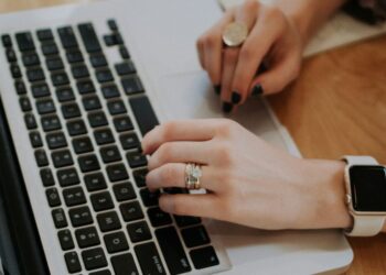 How an API-First Approach Could Support Growth in the E-Commerce Industry