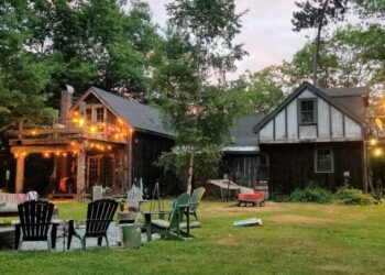 How To Host a Backyard Polar Plunge This Winter