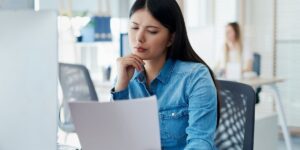 LinkedIn CEO Calls Five‑Year Career Plans Outdated Today