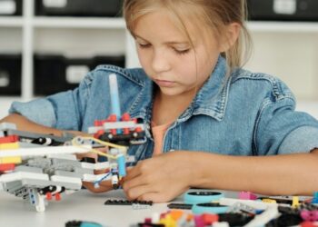 LEGO Unveils Screen-Free Technology to Animate Creations