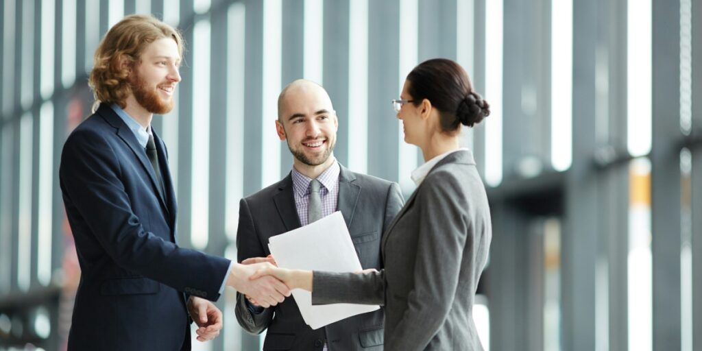 The Role of Internal Systems in Executive Decision-Making: A Look at Axiomridge Framework
