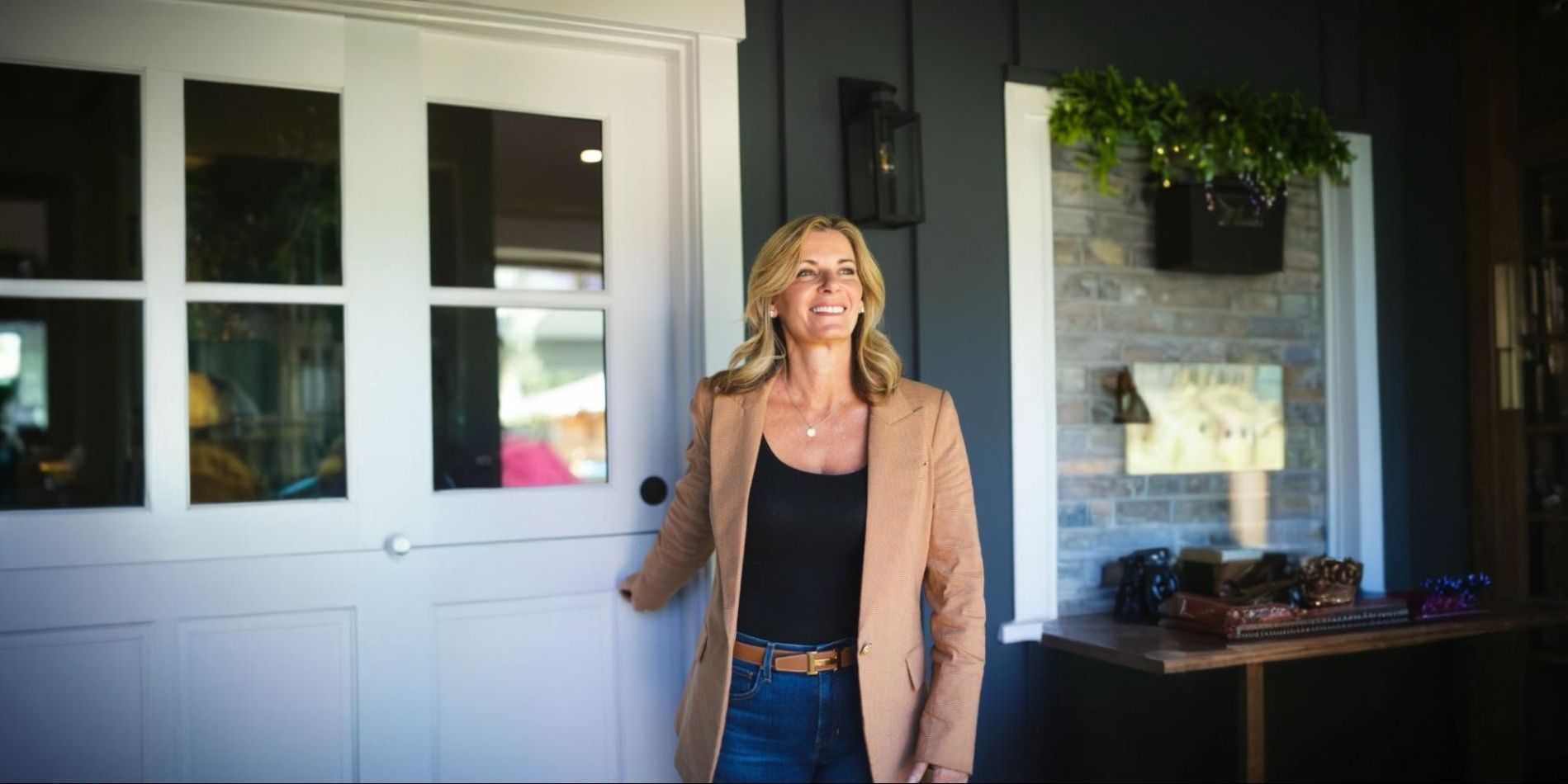 Finding Home Through an Artist's Eye: Kimberly Squaglia Brings Creative Vision to Sacramento Real Estate