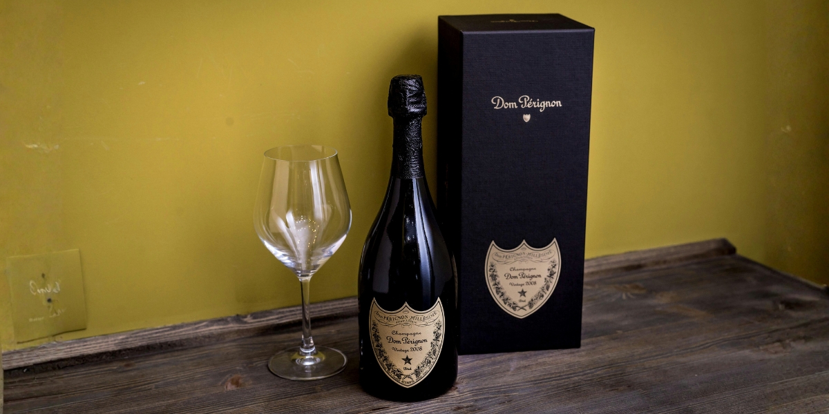 Luxury Champagne Gifts and Convenient Delivery for Every Celebration