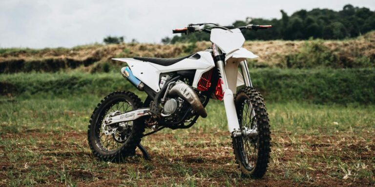 The Evolution of Women’s Role in Motorsports – A Closer Look at Pioneering Efforts in Gender Advocacy