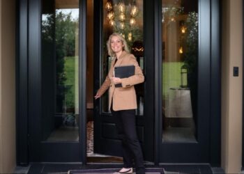 Jada Turner: Building Trust One Transaction at a Time at Smith Mountain Lake