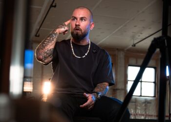 Building Resilience: Overcoming Adversity and Achieving Success with Cole Luis DaSilva