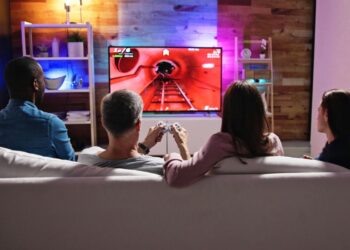 From Game Nights to Tough Calls: How Smart Tools Quietly Shape Everyday Decisions