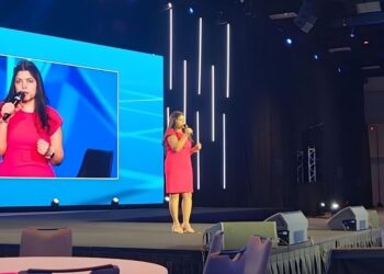 Gigi Gupta of ARCIS on Why Executive Loneliness For Women Is an Organizational Design Flaw