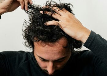 Hair Replacement Myths vs Facts: What Men Should Know