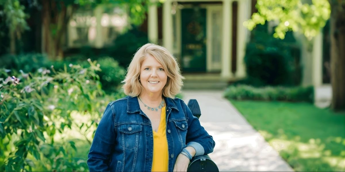 Susan Calabrese: Building a Real Estate Career on Referrals and Trust in Knoxville