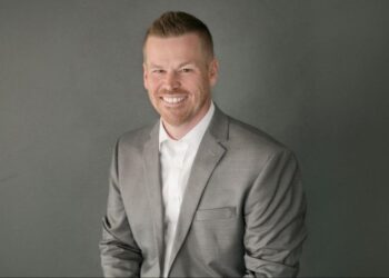 Faith, Grit, and Growth: How Lance Grady Took His Rural Illinois Brokerage From Startup to Millions in Sales