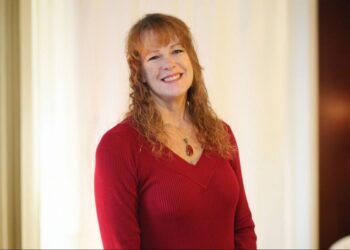 Angela Groves, A Realtor Rooted in Honesty Serving Salem and Keizer for Over a Decade